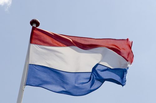 オランダ、情報監視で国民投票へ　来年3月実施か