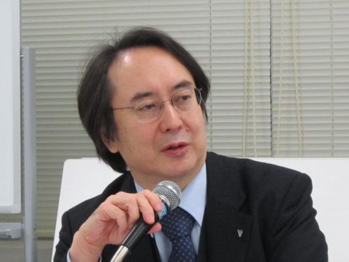 12月9日の日本専門医機構・理事会終了後に、記者会見に臨んだ松原謙二副理事長