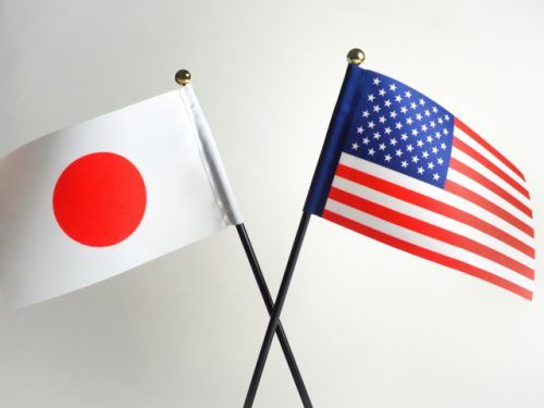 日本と米国の国旗