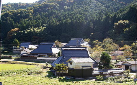 築150年の丹波篠山の宿「集落丸山」