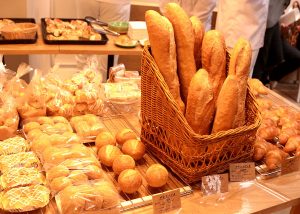 APLICOの店頭に並ぶパン