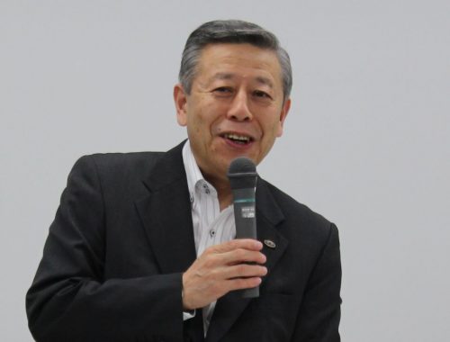 6月26日の定例記者会見に臨んだ、日本病院会の相澤孝夫会長