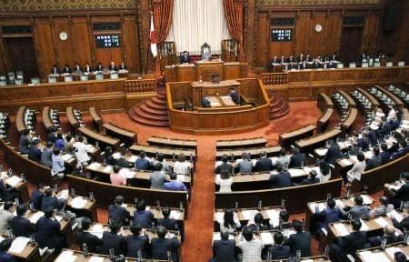 地方議員選でビラ配布可能に　改正公選法成立、19年3月施行