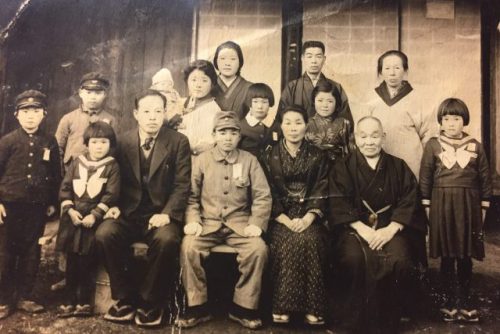 満州へ旅立つ前に撮影された家族写真