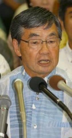 稲嶺氏が出馬表明　「新基地造らせない」　来年２月の名護市長選