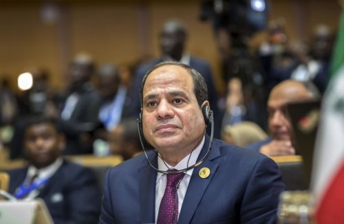 エジプト大統領の再選確定　独裁回帰、民主勢力低調