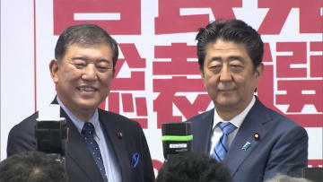 安倍・石破両氏記者会見 自民党総裁選